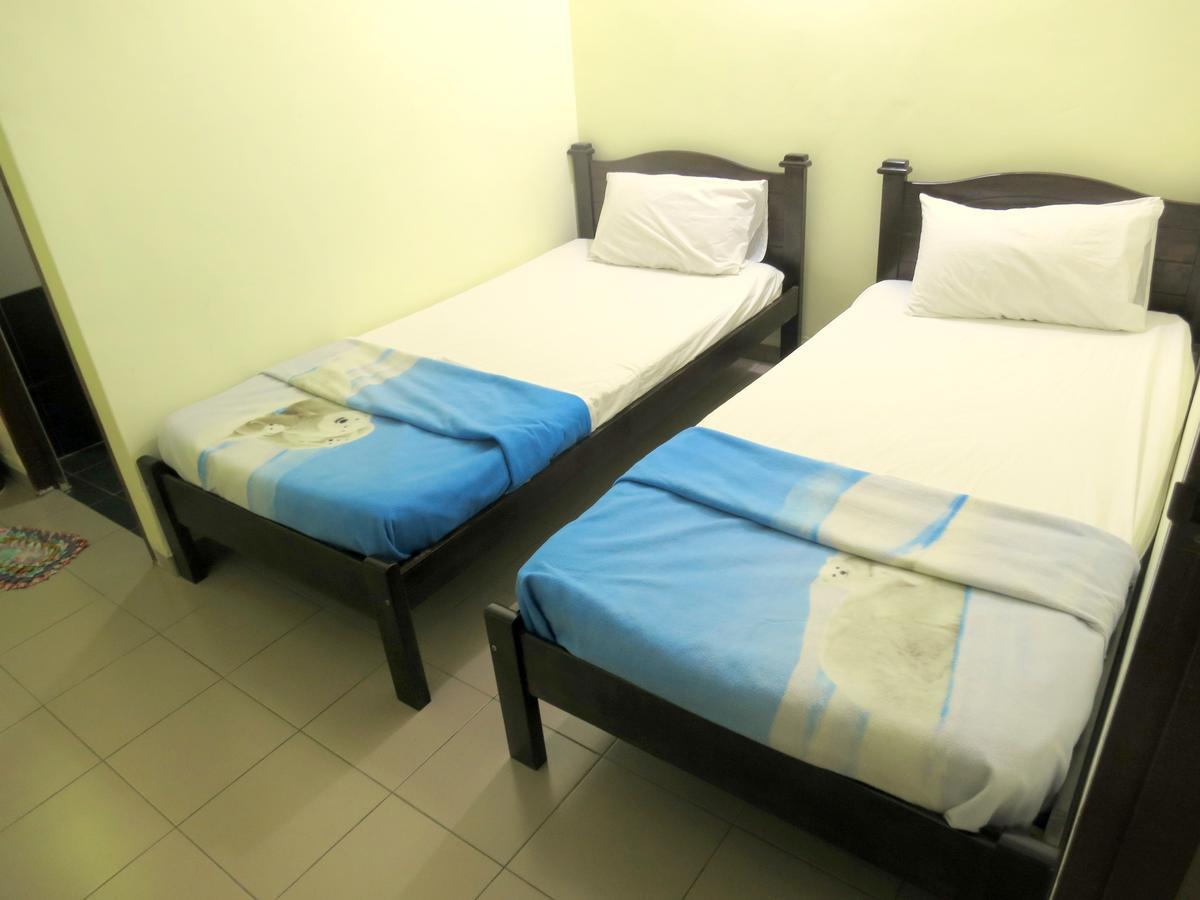 Pangkor Guesthouse Spk Kampong Sungai Udang Екстер'єр фото