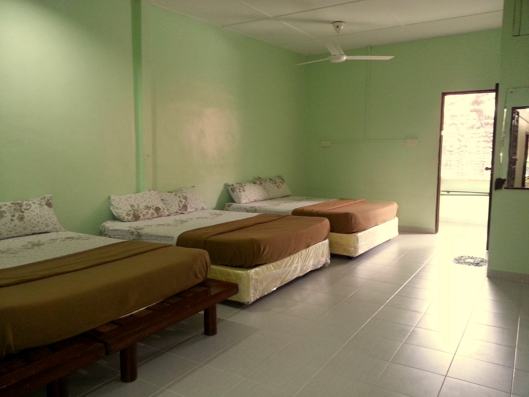 Pangkor Guesthouse Spk Kampong Sungai Udang Екстер'єр фото